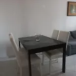 Tommy's House Апартаменты